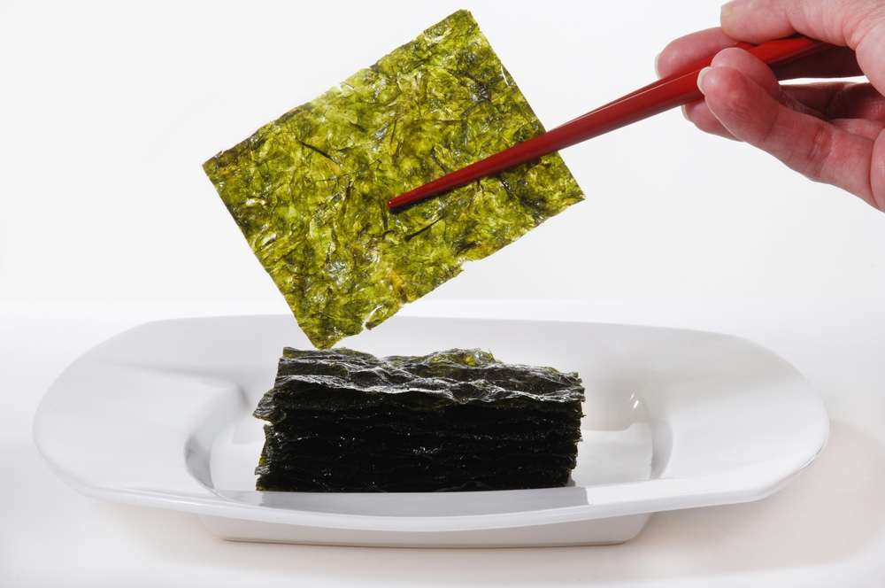 can-you-eat-too-much-seaweed-snacks-what-experts-say